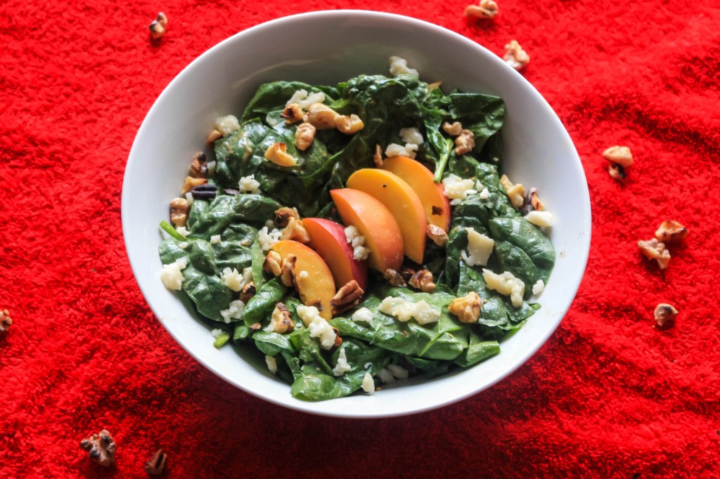 Spinach_peach_feta_walnut_Relishthebite