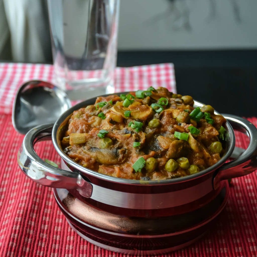 MushroomPeasMasala-8