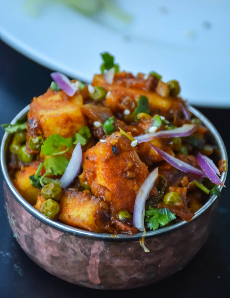 dhabastyle_paneer_peas